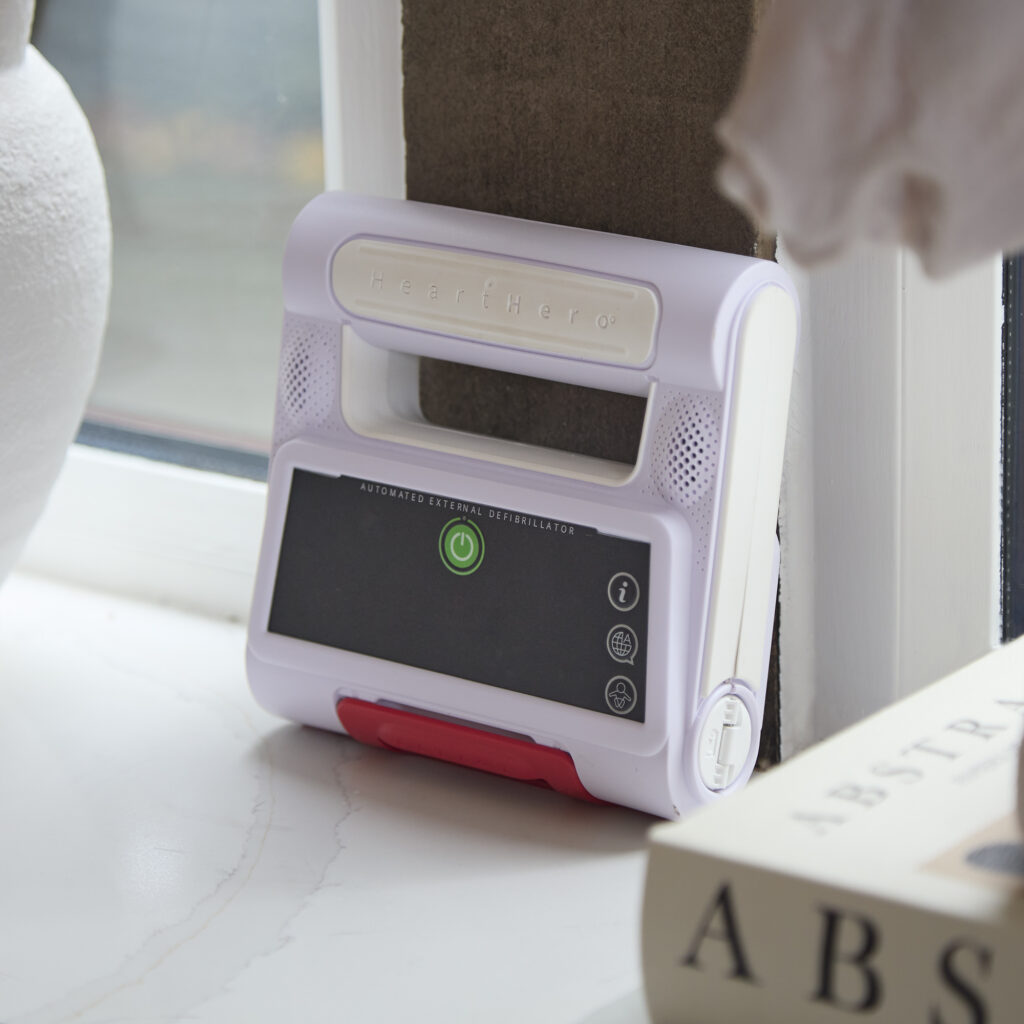 Compact at home defib for everyday use